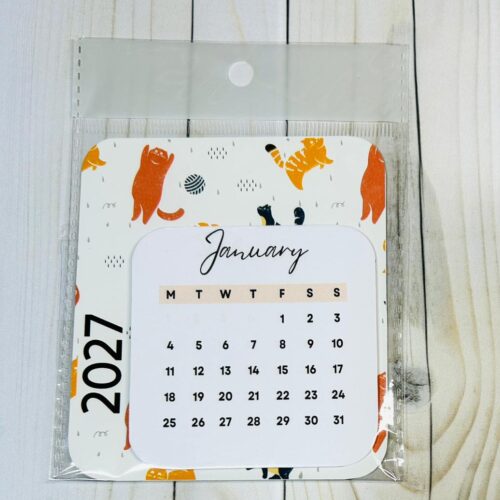 2027 Playful Cat Fridge Calendar Magnet – Tear-Off Monthly Calendar